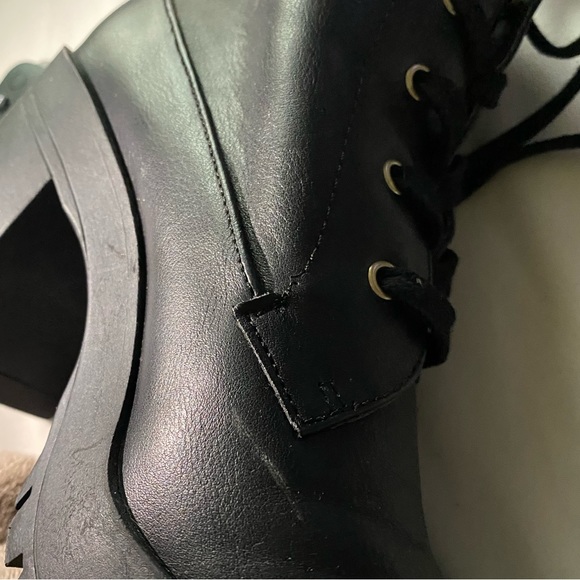Forever 21 black platform Boots ! - Picture 11 of 11
